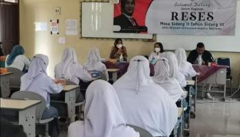 PANGKALANBARU, bangkaterkini.com - Evi Junita Anggota DPRD Provinsi Kepulauan Bangka Belitung dapil Bangka Tengah, mengungkapkan,
