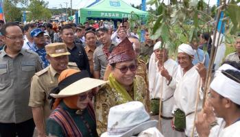 BANGKA TENGAH, BANGKATERKINI - Pesta Adat Murok Jerami Suku Mengkanau Urang Namang sekaligus Peresmian Restoran,
