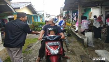 &quot; Pak Dodot itu sosok calon pemimpin yang merakyat, buktinya,