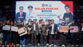 Molen Sebut Pangkalpinang Telah Disuguhkan Hiburan Pada Malam Puncak Tradisi,
