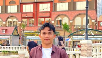 Oleh : Bima  (Mahasiswa Institut Agama Islam Tazkia Bogor)  Mengelola keuangan pribadi sangat penting bagi,