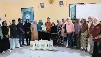 ‎BANGKA TENGAH, BANGKATERKINI — Bantuan beras dari Cadangan Pangan Pemerintah (CPP) mulai disalurkan kepada masyarakat yang membutuhkan di Kabupaten Bangka,