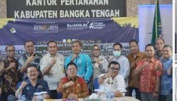 ‎BANGKA TENGAH, BANGKATERKINI – Kantor Pertanahan (Kantah/BPN) Kabupaten Bangka Tengah bersama Pemerintah Kabupaten Bangka Tengah melakukan pemantauan dan evaluasi dalam,