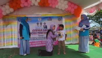BANGKA TENGAH, BANGKATERKINI - Pemerintah Kabupaten Bangka Tengah menggelar Gebyar Anak Bangka Tengah di Bundaran,