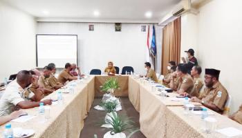 Sekretaris Daerah (Sekda) Kota Pangkalpinang, Radmida Dawam menghadiri sekaligus menjadi,