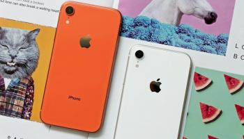 iPhone merupakan produk HP keluaran Apple yang terkenal sebagai produk,