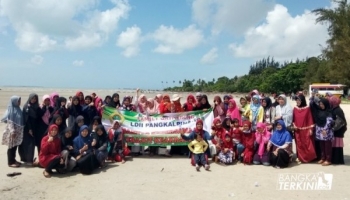 acara ini diadakan guna mempererat tali silaturahmi antar sesama warga,