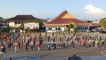 Pj Walikota Ikuti Senam Kebugaran Jasmani bersama ASN dan PHL,