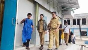 BANGKA TENGAH, BANGKATERKINI – Plt. Bupati Bangka Tengah, Era Susanto, kunjungi Pangkalan Pendaratan Ikan (PPI),