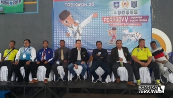 Berita Bangka -- Bangka Terkini -- Hadir dalam pembukaan pertandingan,
