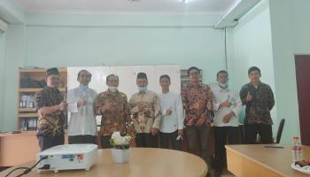 Tim UPT Bahasa IAIN Syaikh Abdurrahman Siddik Bangka Belitung melakukan,