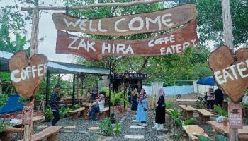 PANGKALPINANG - Resmi Dibuka, Zakhira Coffee &amp; Eatery Gabungkan Konsep,