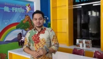 Owner Rumah Sunat al-Fatih, Dokter Agusdianto sekaligus praktisi kesehatan berpengalaman,