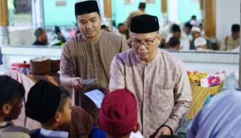 Safari Ramadhan Ke-20, Bupati Bateng Sambangi Masjid Al-Akhlaq Desa Kebintik