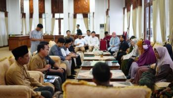 Serahkan Jaminan Kematian, Algafry Ajak Nelayan Lain Daftar BPJS Ketenagakerjaan