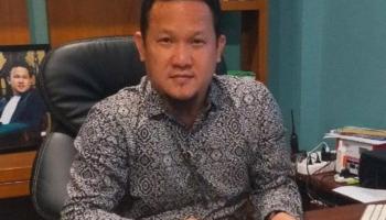 Secara tegas, kuasa hukum ke lima Terdakwa yakni Adystia Sunggara,