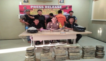 Berita Bangka -- Berita Pangkalpinang -- Bangka Terkini -- Tersangka,