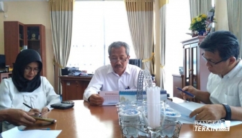 Hari ini kita umumkan pada pukul 15.00 WIB tentang kelulusan,