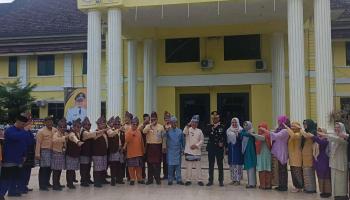BANGKA TENGAH, BANGKATERKINI - Pemerintah Kabupaten Bangka Tengah menggelar upacara Hari Jadi Kabupaten Bangka Tengah,