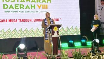PANGKALPINANG, BANGKATERKINI - Wakil Gubernur Bangka Belitung, Hellyana menghadiri Musyawarah,