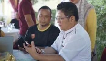 BANGKA TENGAH, BANGKATERKINI - Wakil Bupati Bangka Tengah, Efrianda, menghadiri kegiatan ASN SERBU PAJAK atau Serentak Buayar Pajak yang digelar,