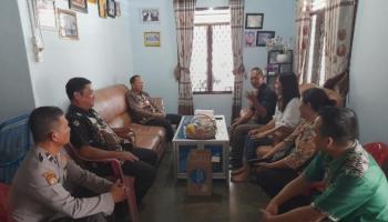 BANGKA TENGAH, BANGKATERKINI – Bupati Bangka Tengah (Bateng), Algafry Rahman didampingi Kepala Badan Kesatuan Bangsa,