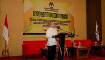 Wali Kota Maulan Aklil, Hadiri Rakor Sinkronisasi Data Pemilih Berkelanjutan,