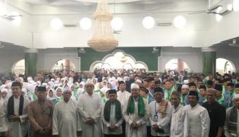 Wali Kota Maulan Aklil Lepas 276 Jamaah Calon Haji Dari,