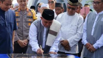 Wali Kota Pangkalpinang Resmikan Masjid Agung Kubah Timah