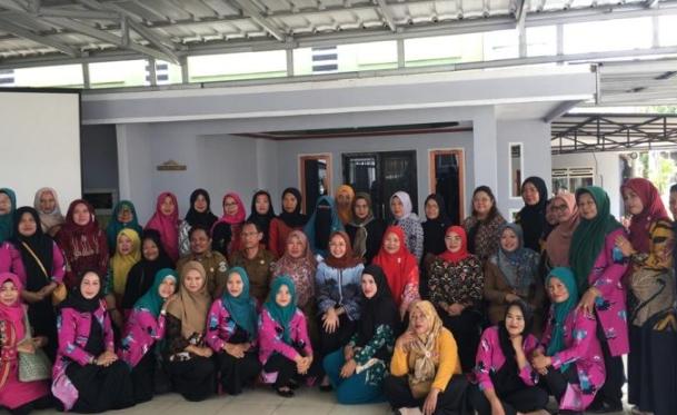 Tak Kenal Lelah, Monica Haprinda Beri Pembinaan Ke TP PKK Kelurahan Se-Kota Pangkalpinang