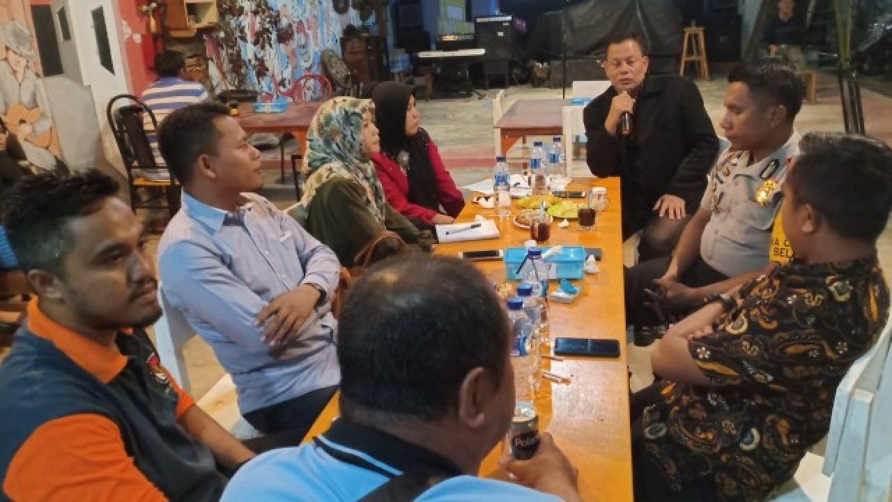 Bertempat di Q-Ping Cafe, sosialisasi dikemas dalam bentuk Kongke Pemilu 2019, Jum'at (01/03/2019)